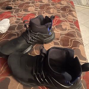 Nike Air PrestoMid Utility High Top